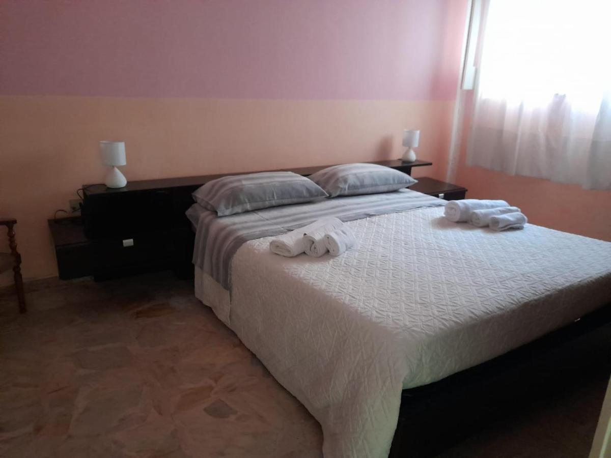 Casa Gioia Bed and Breakfast Pachino Esterno foto